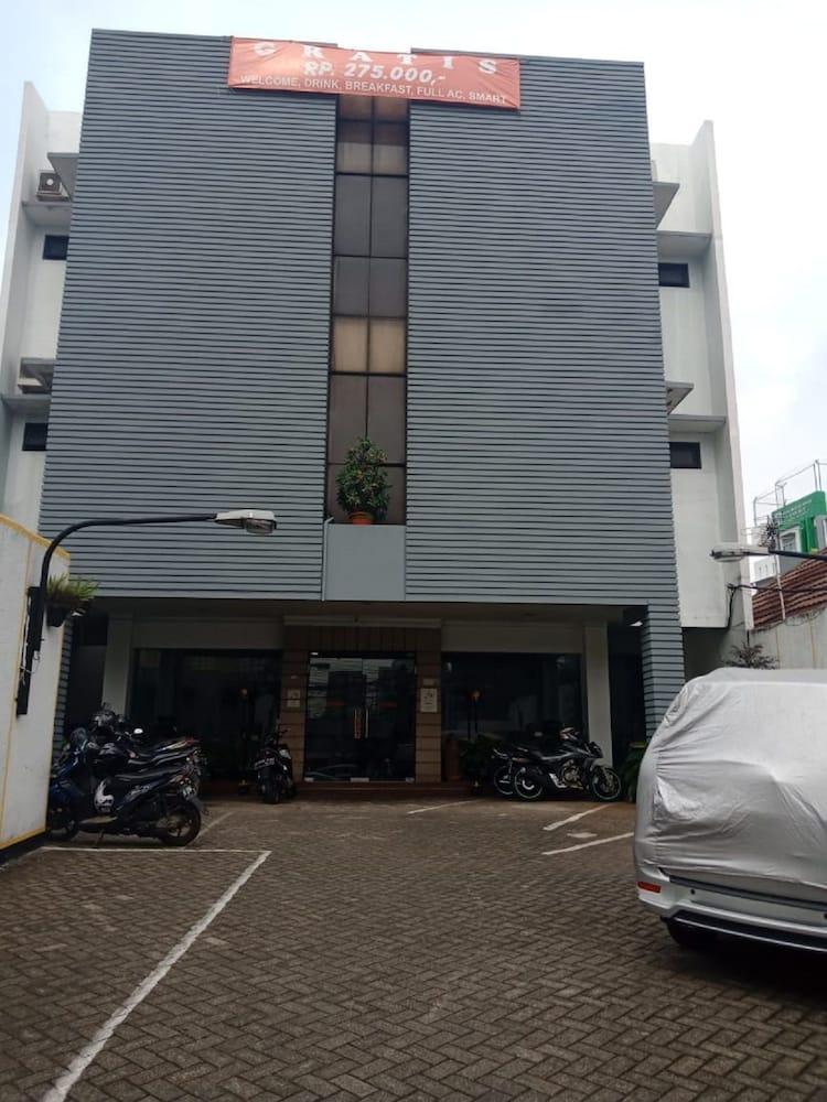 Hotel Caravan Jakarta Extérieur photo