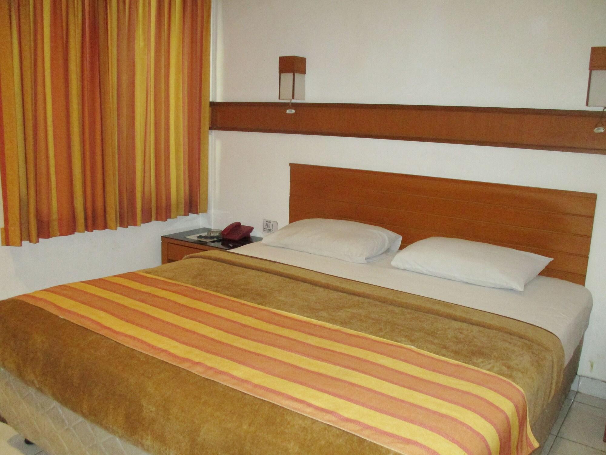 Hotel Caravan Jakarta Extérieur photo