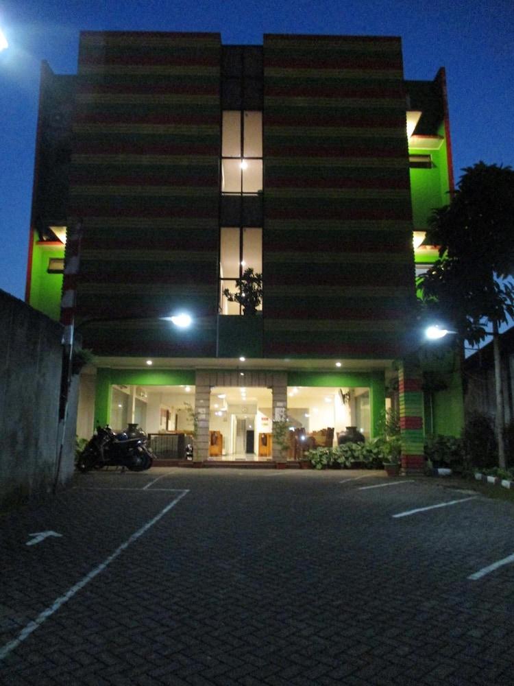 Hotel Caravan Jakarta Extérieur photo