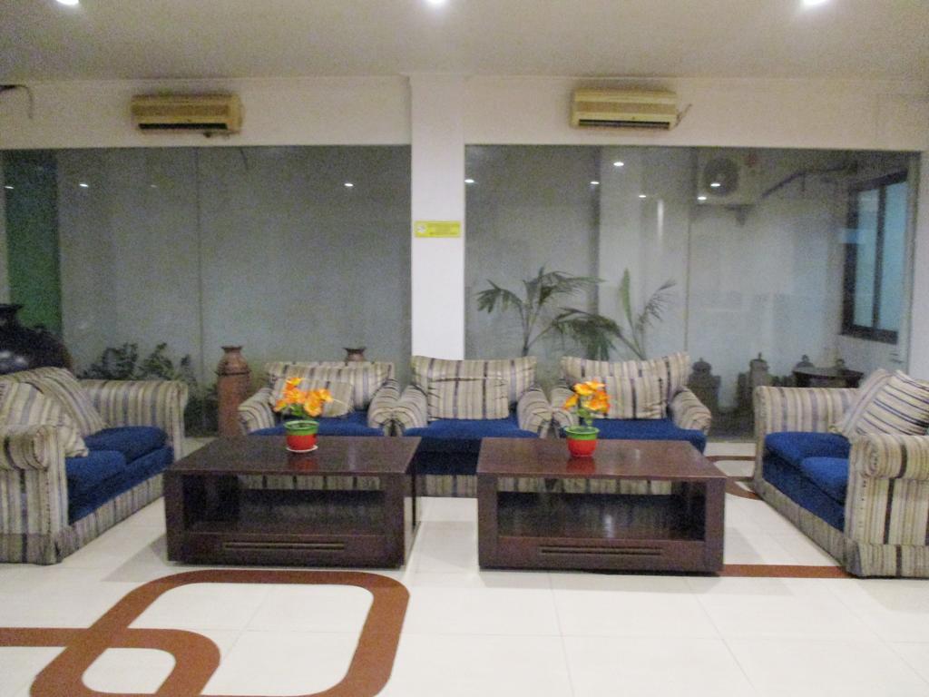 Hotel Caravan Jakarta Extérieur photo