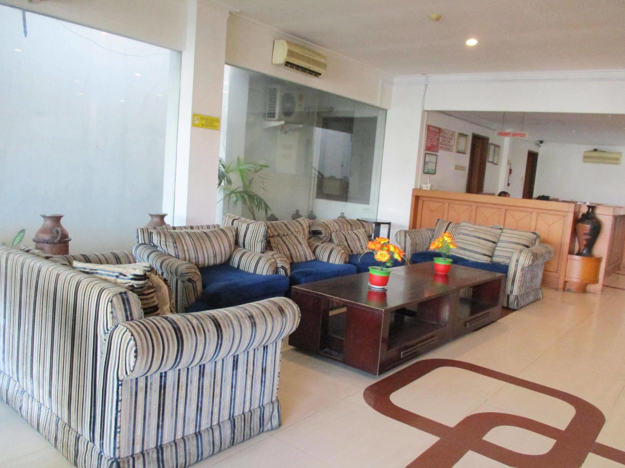 Hotel Caravan Jakarta Extérieur photo